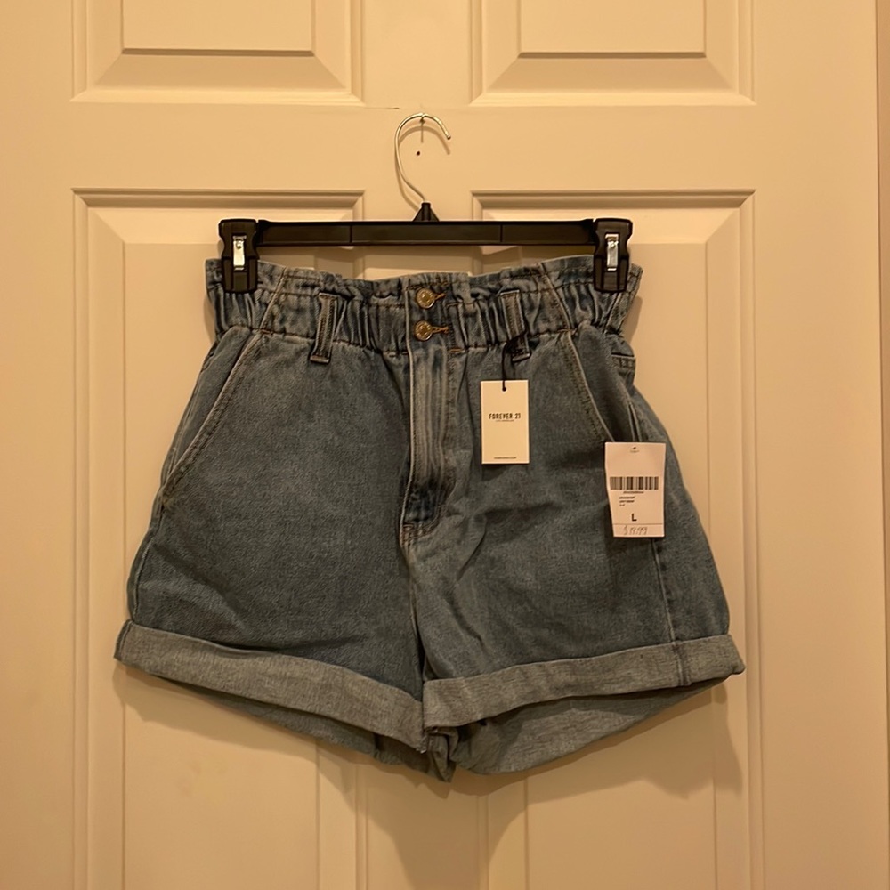 super cute forever 21 jean shorts!